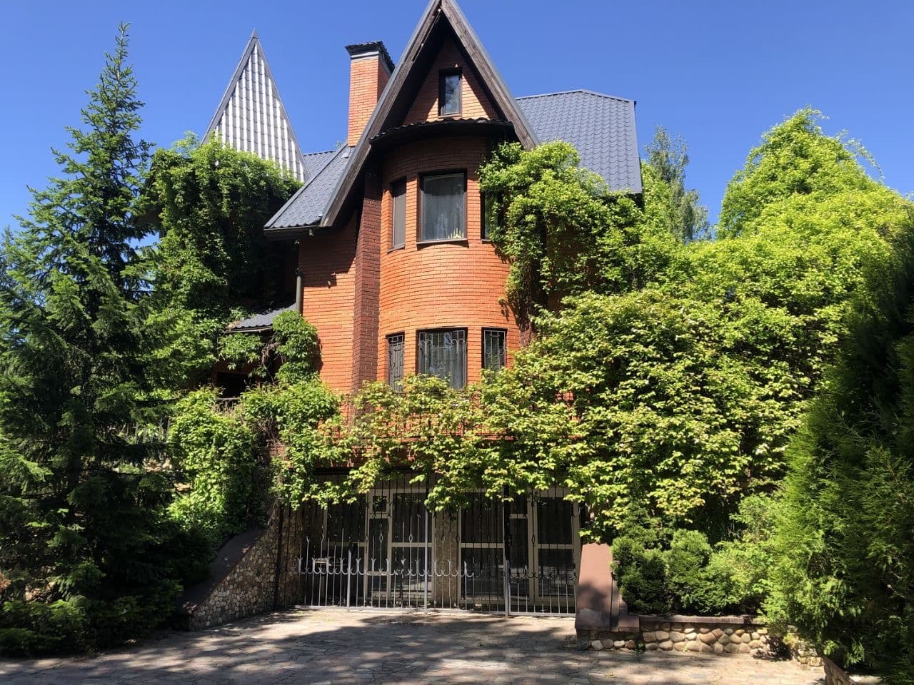 Дом, 360 м2, 23 сот. - фото 1